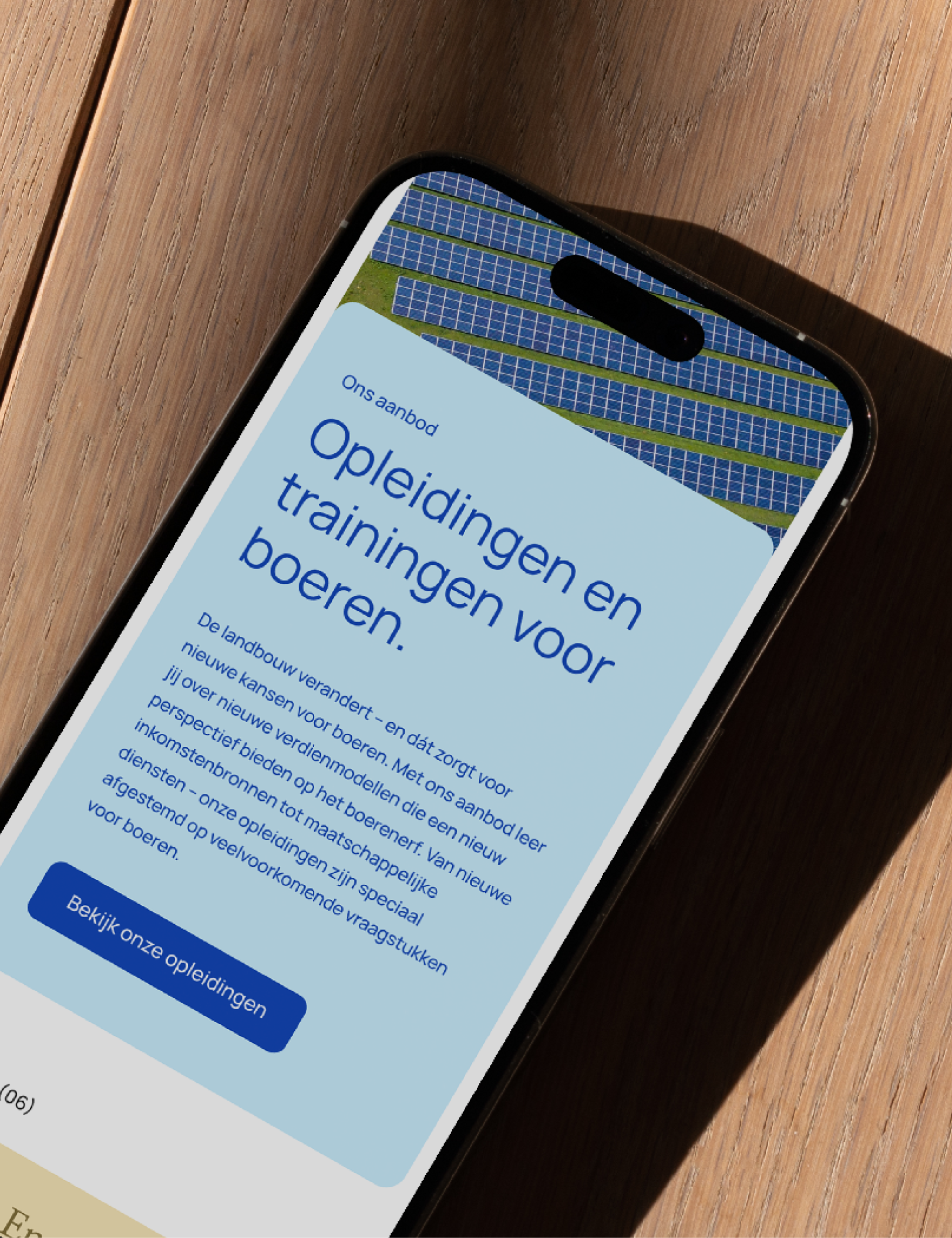 mobile phone with the boeren academie website
